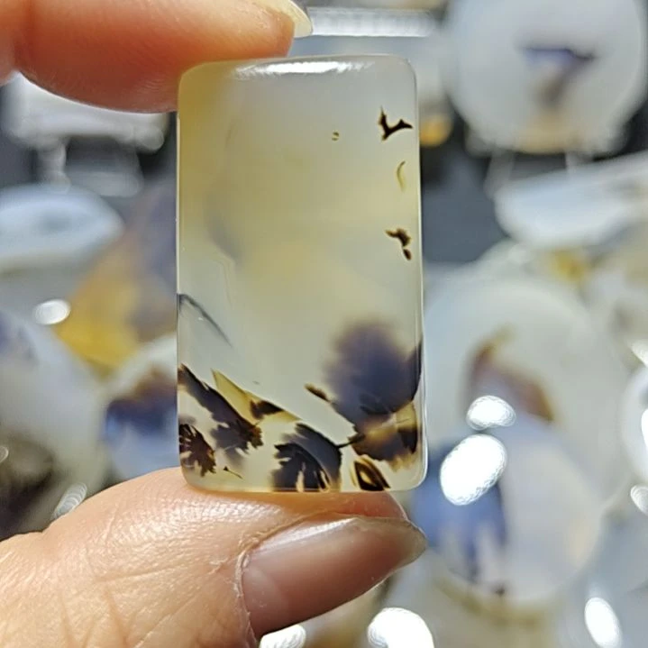 玛瑙/玉髓未镶嵌珠宝奇石