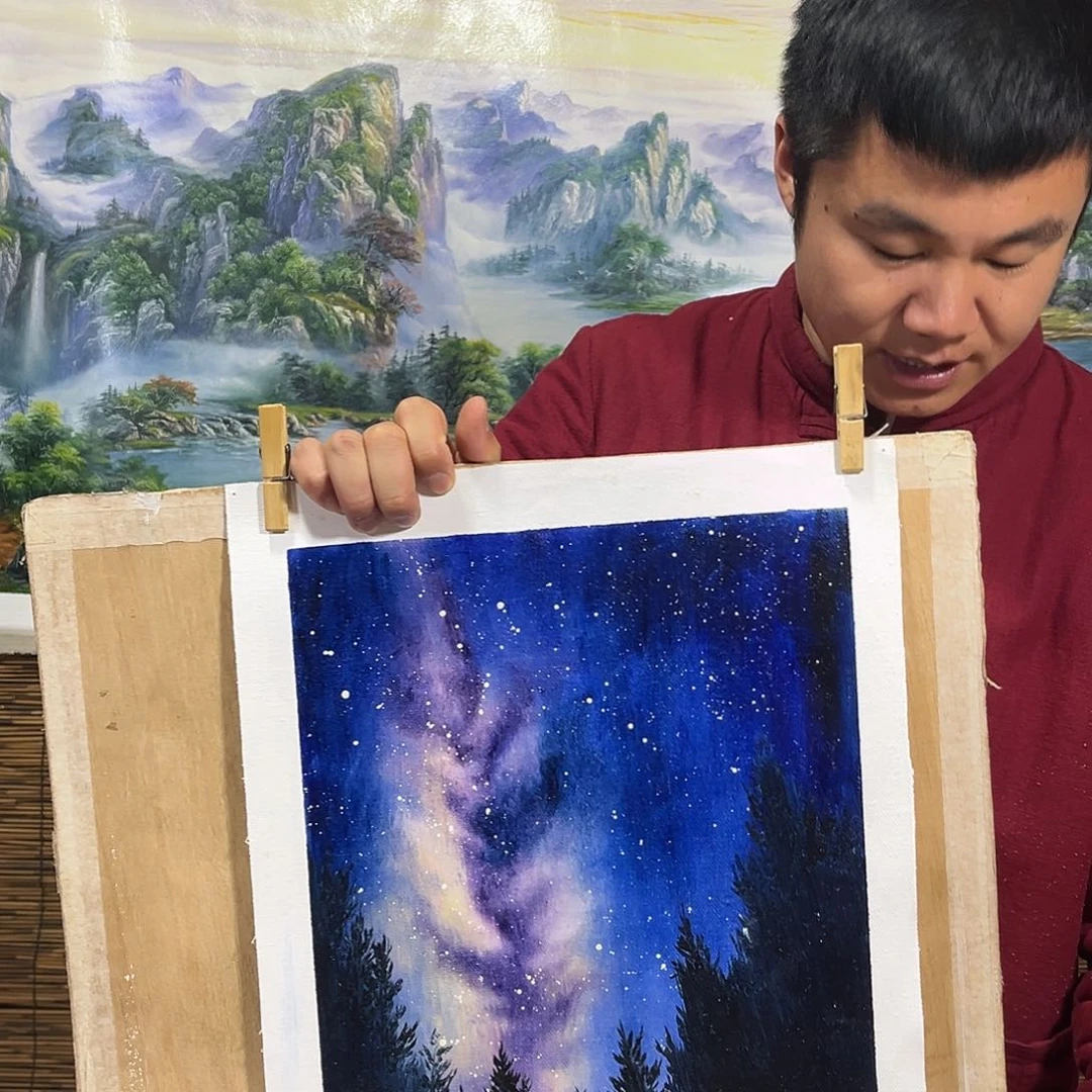 油画行路人小院绘画作品