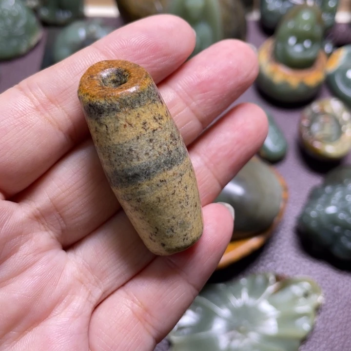 岫岩河磨玉（透闪石质玉）未镶嵌颈饰