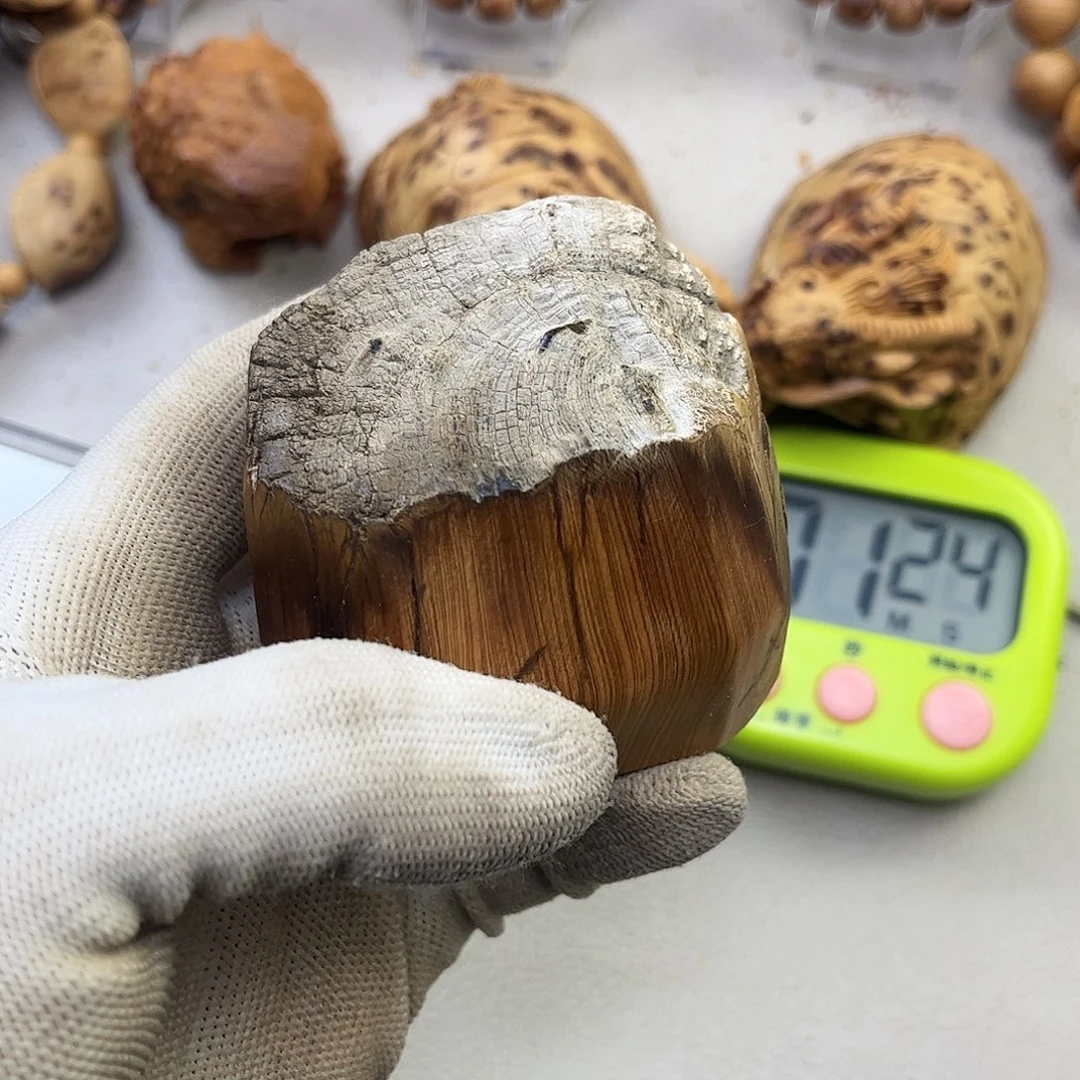 柏木（崖柏）把件椒**柳黑骨