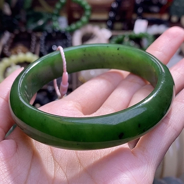 和田玉未镶嵌颈饰碧玉阳绿手镯56.5圈口