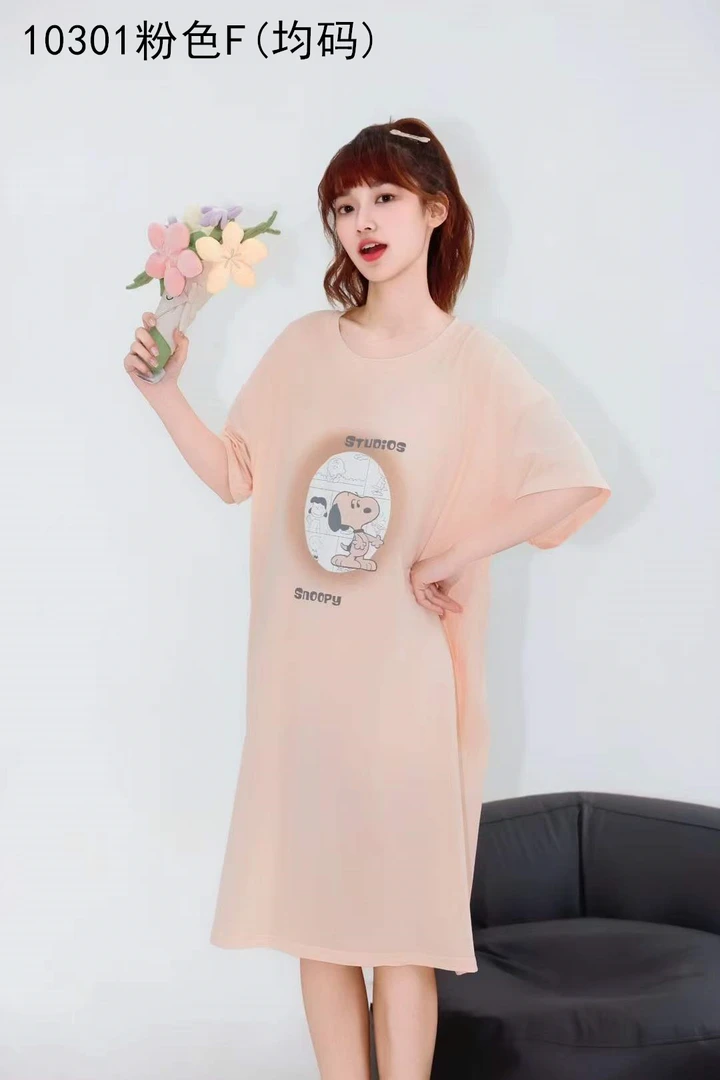 夏季自带胸垫款睡裙女款宽松舒适百搭时尚休闲印花圆领中长款