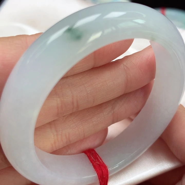 翡翠手镯未镶嵌高冰小碎花47