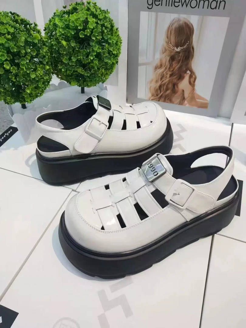 z50-211玛莎玛索时尚镂空凉鞋