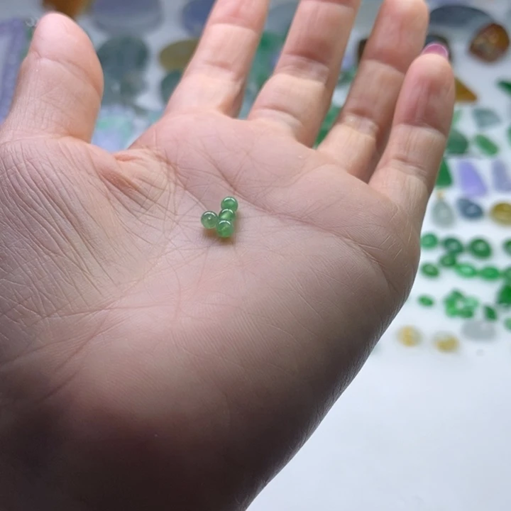 ****翡翠未镶嵌挂件天然翡翠