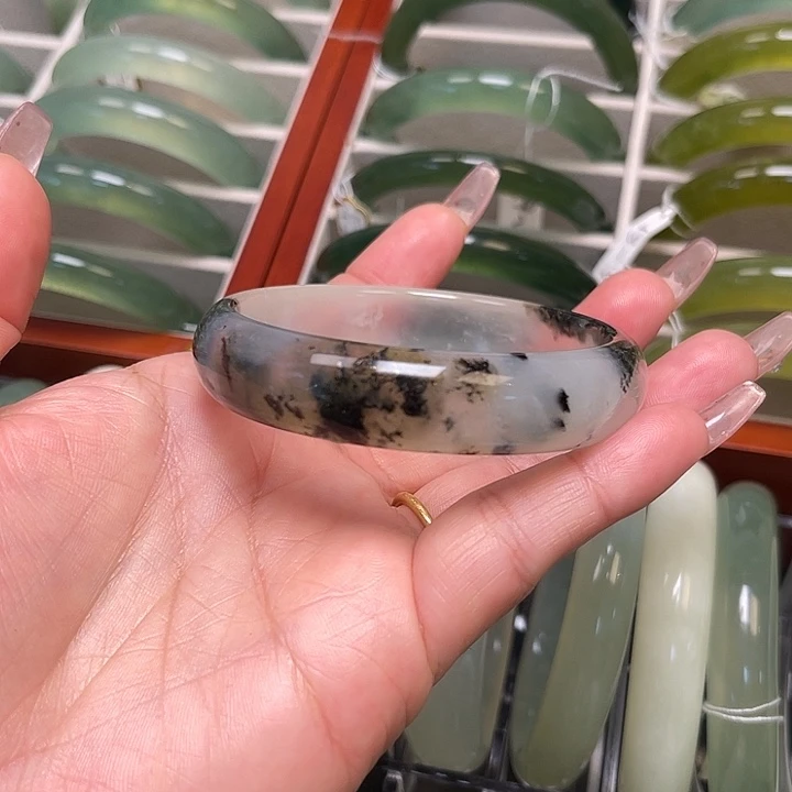 未镶嵌蛇纹石玉手镯