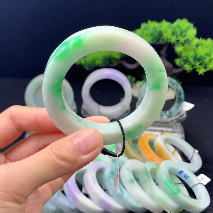 清***晨定制翡翠翡翠手镯未镶嵌