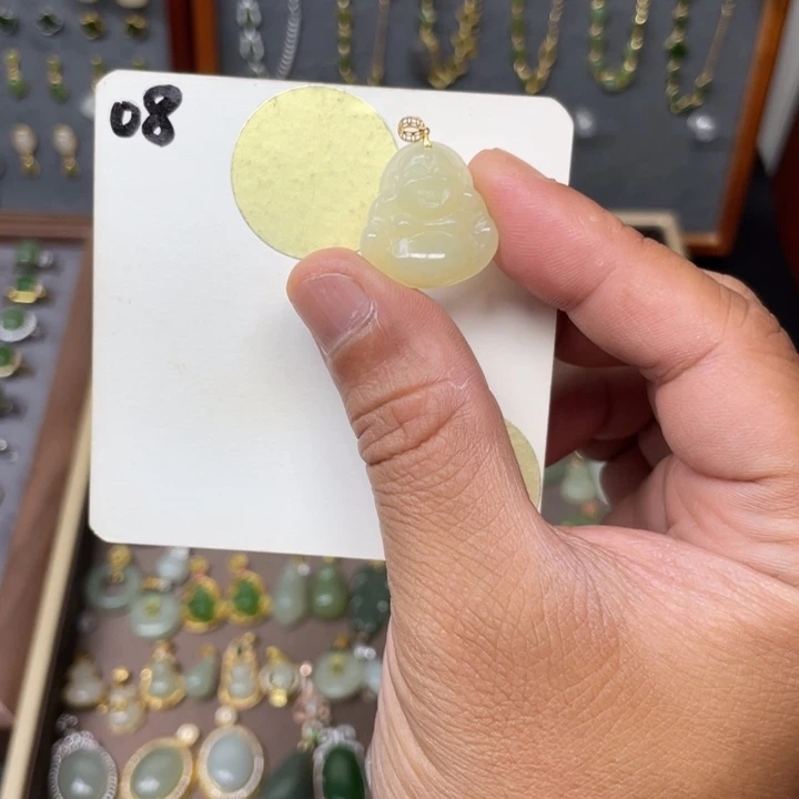 和田玉18K金镶嵌颈饰和田玉08