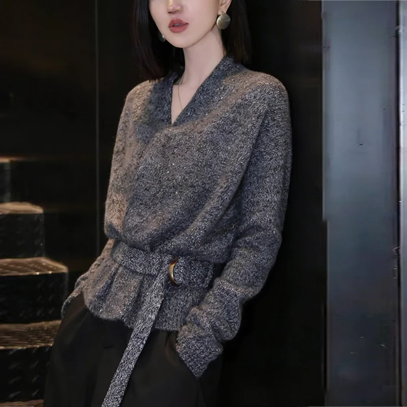 慵懒风V领毛衣女士秋冬新款时尚洋气减龄系带收腰显瘦针织衫上衣