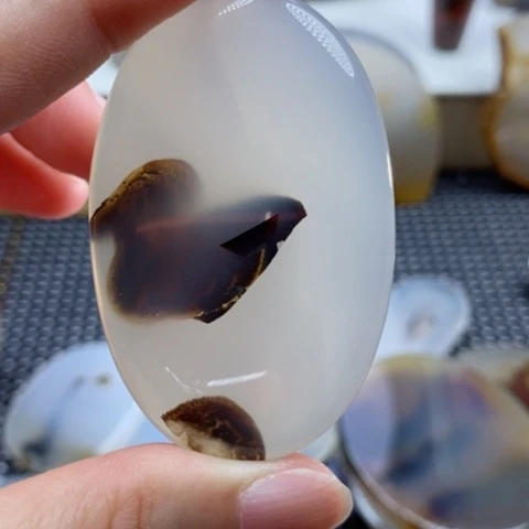 玛瑙/玉髓颈饰未镶嵌老*生