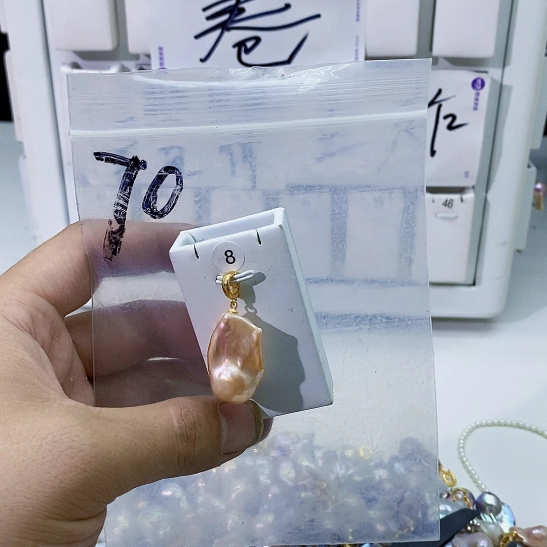 淡水珍珠合金颈饰