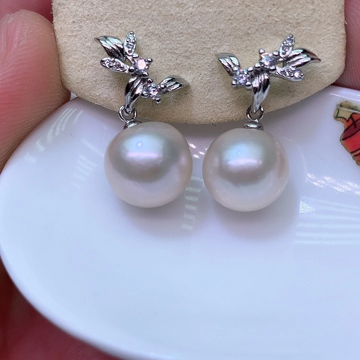 银S925镶嵌耳饰淡水珍珠