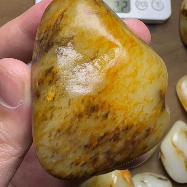 薛***）和田玉未镶嵌挂件