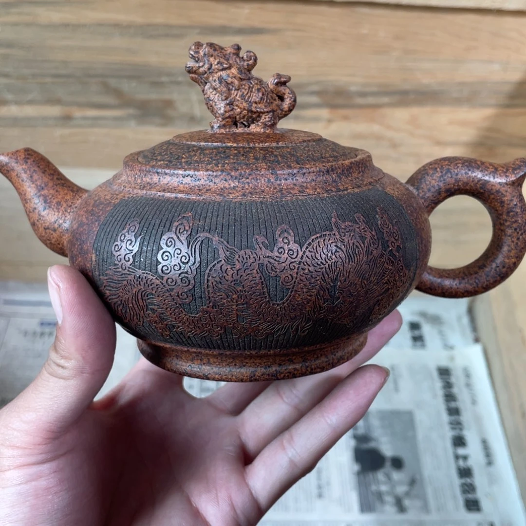 茶壶紫砂老厂紫砂壶一件。