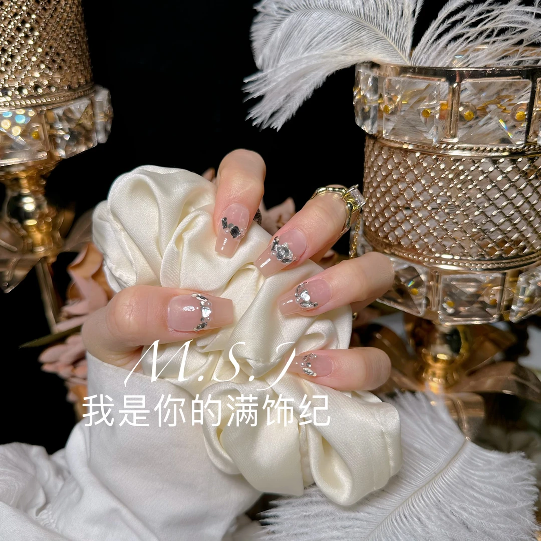 满饰纪|「珍珠光泽」轻奢钻饰网红穿戴甲手工美甲纯欲甲片指