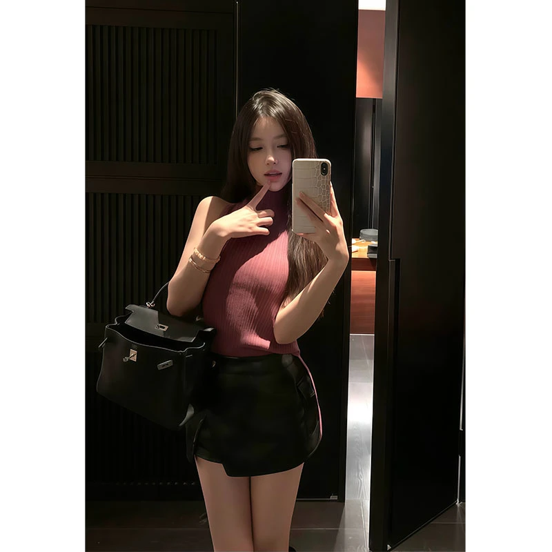 2025夏季新款ins气质清冷御姐范开叉高领无袖针织上衣+高腰皮裙裤