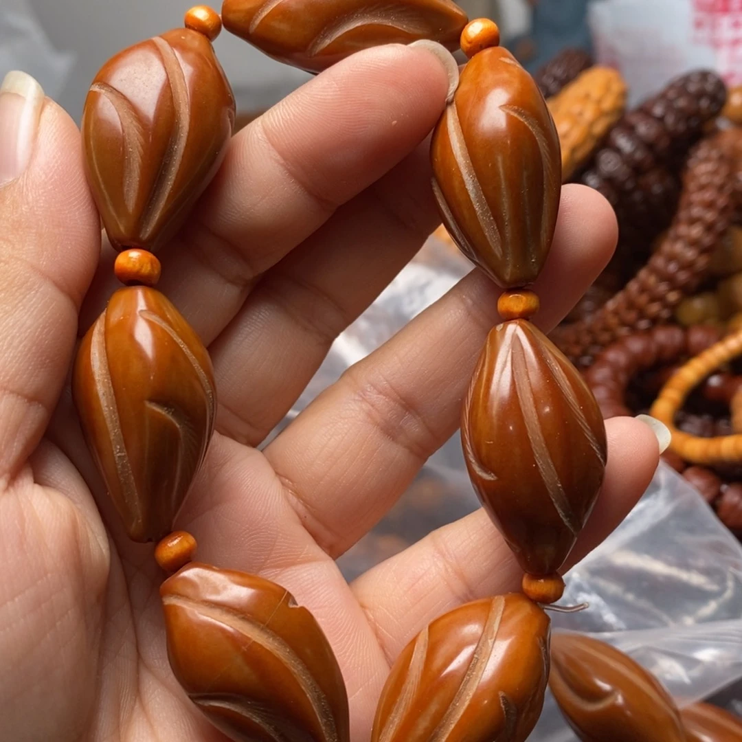 猴头核桃吊坠橄榄