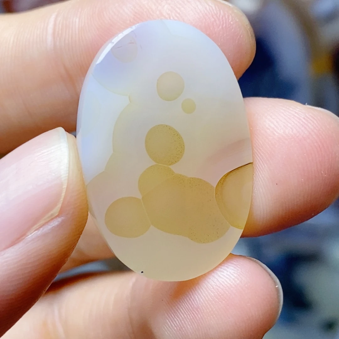 玛瑙/玉髓未镶嵌珠宝半成品