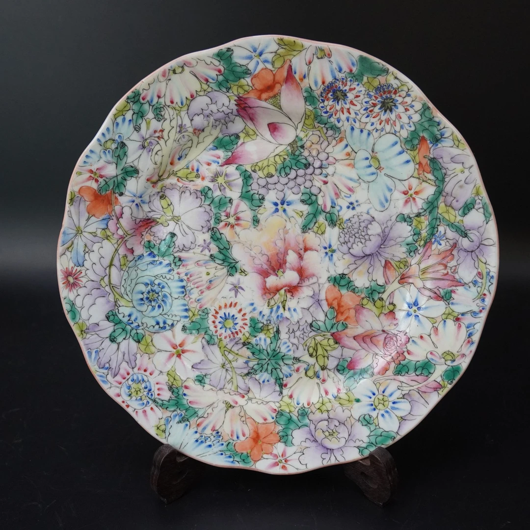 Lot.25100230民国粉彩百花不落地赏盘 直径：约24.7cm