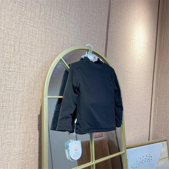 AM209    宝宝黑色半高领厚打底衫