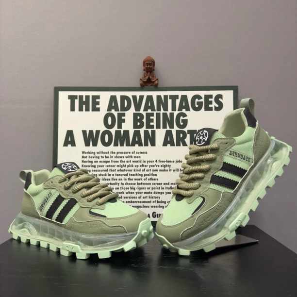 【鑫鑫潮鞋】2025年夏季新款时尚网面增高厚底舒适透气软底阿甘男鞋