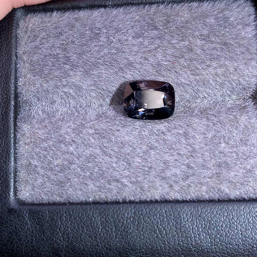 尖晶石裸石未镶嵌3.02ct