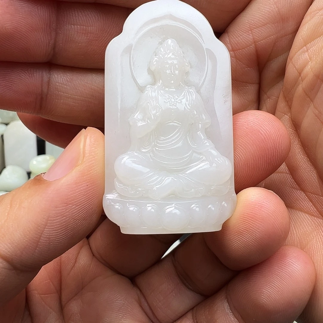 和田玉未镶嵌颈饰