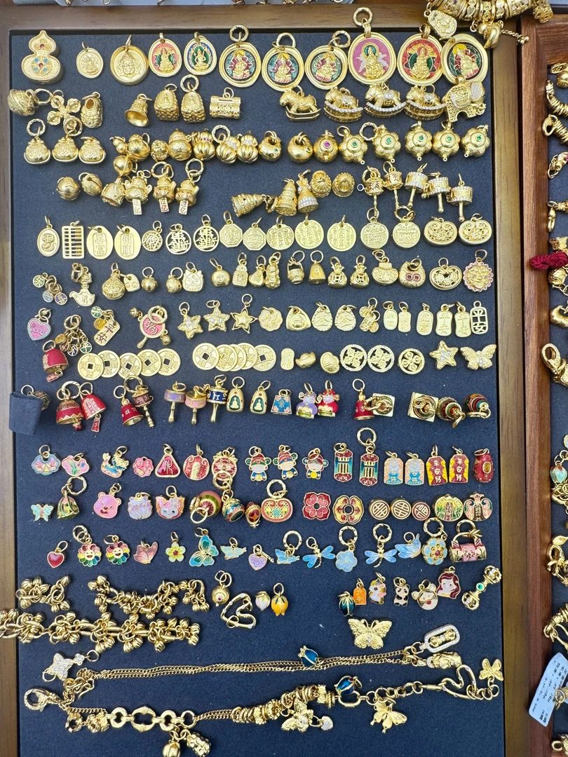 足金999投资金  直播间大盘图 嘟嘟多样性发货发其一