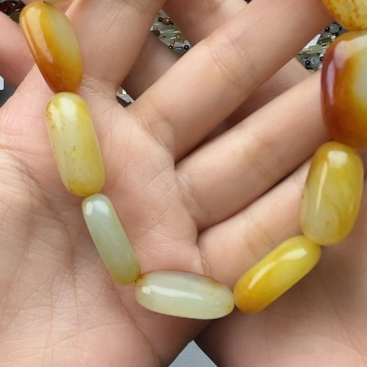 和田玉（糖玉）未镶嵌手链