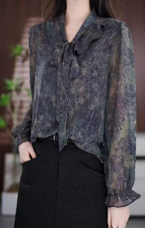 ①2025春季新款高端时尚法式长袖碎花雪纺衬衫女显瘦气质新款衬衣