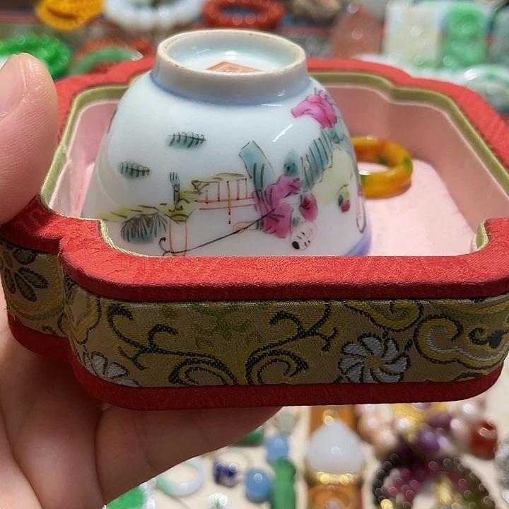 ?*丹青花彩绘小主人杯