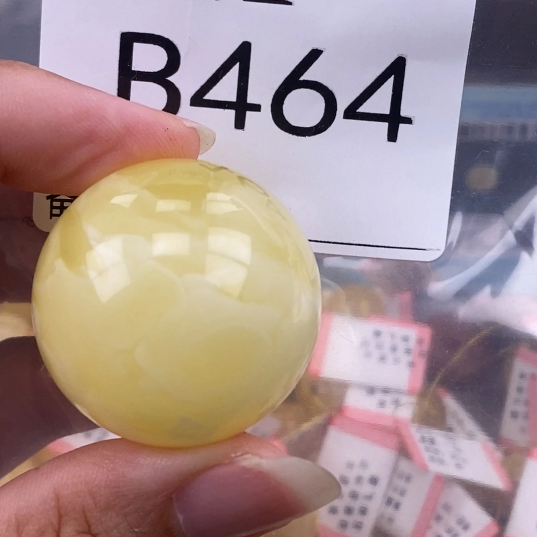 琥珀未镶嵌珠宝奇石31