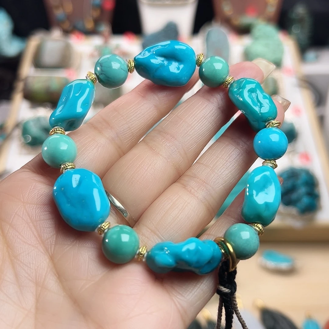 绿松石未镶嵌颈饰