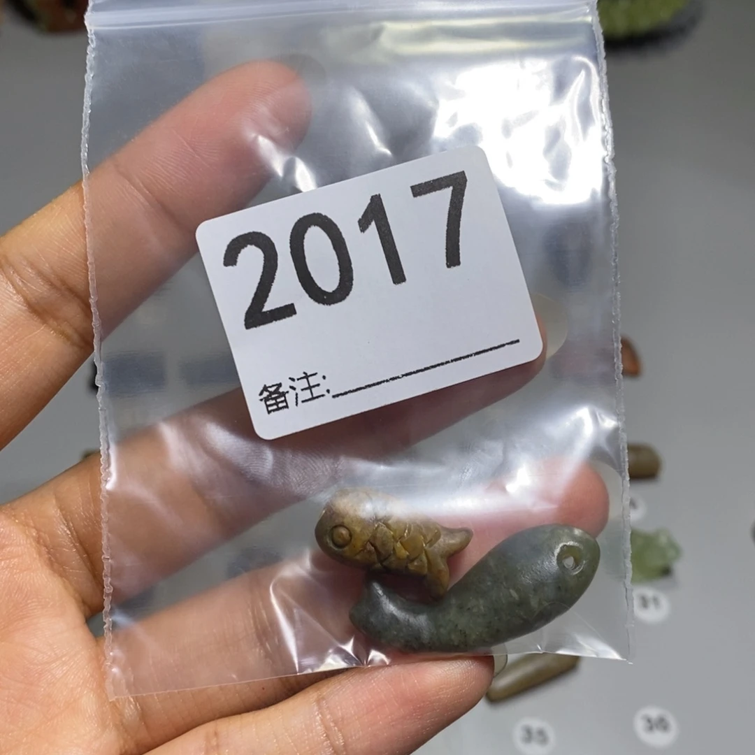 颈饰未镶嵌岫岩河磨玉（透闪石质玉）無**有