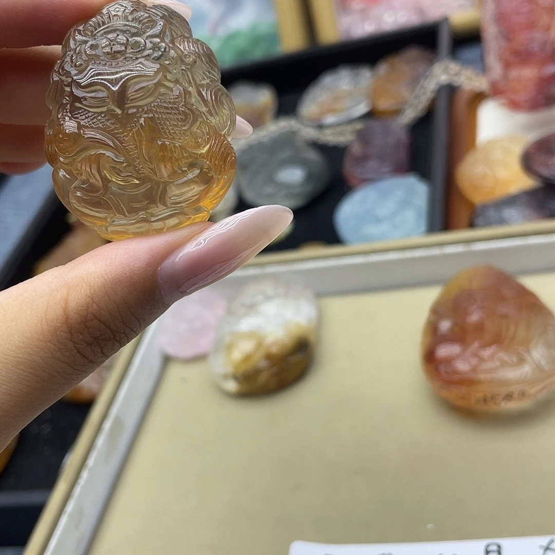 颈饰未镶嵌水晶天然