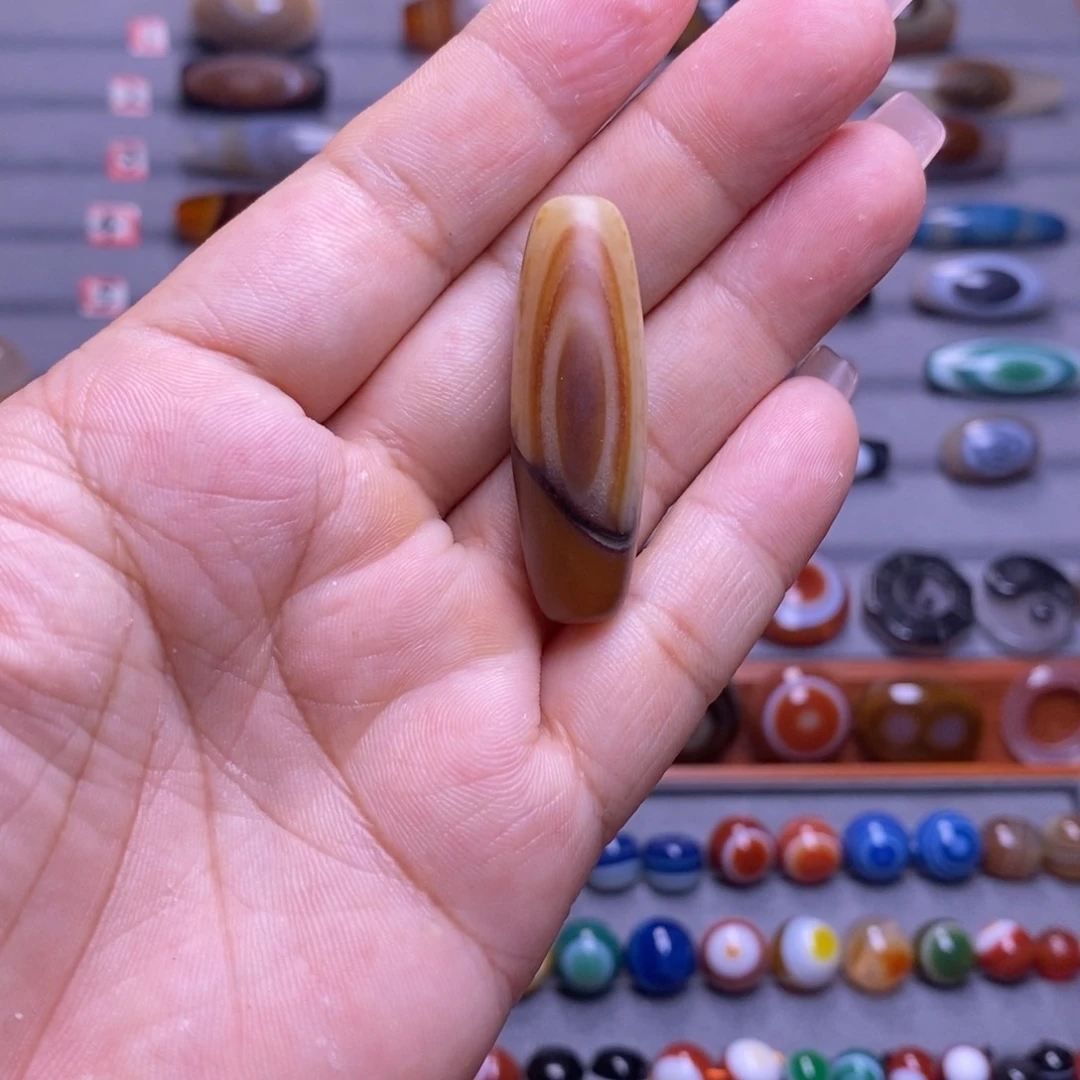 风***云玛瑙/玉髓颈饰未镶嵌