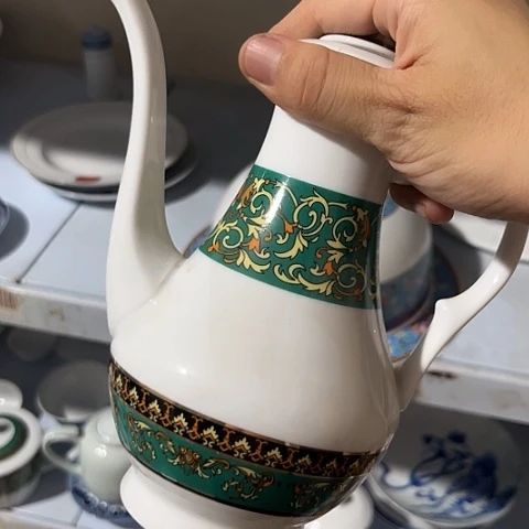 陶瓷酒壶一个陶瓷陶瓷