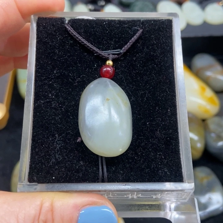 和田玉（子料）未镶嵌挂件