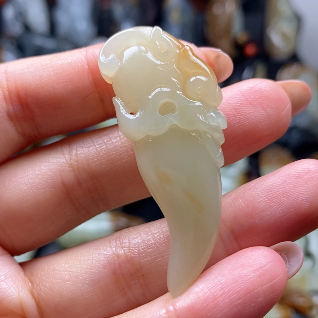 和田玉未镶嵌挂件