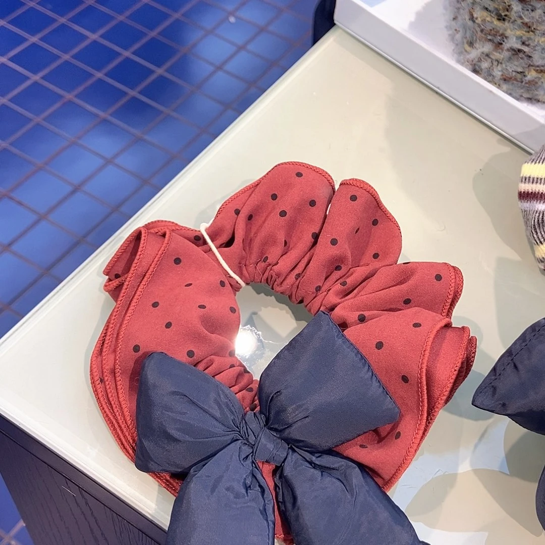 布艺铁合金红波点发圈