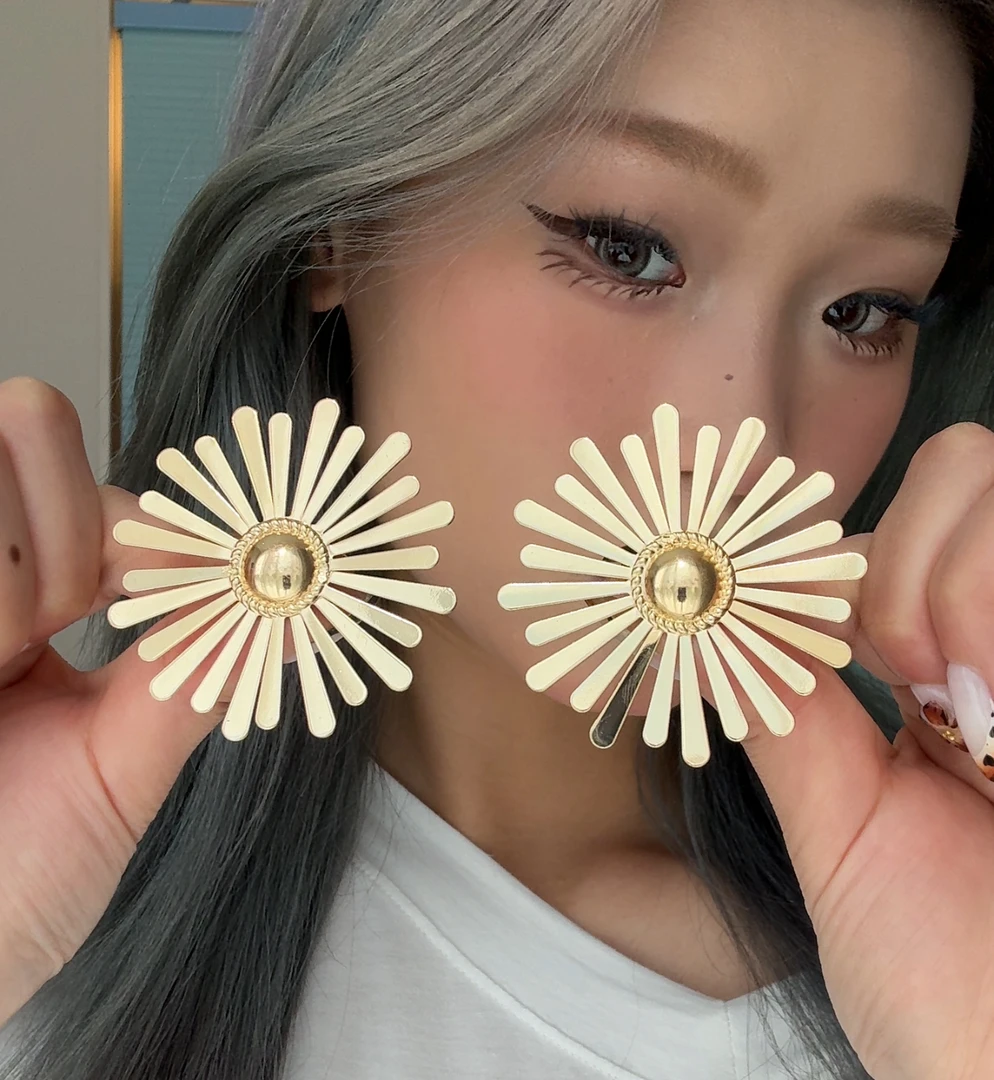铜合金耳饰 欧美风高级感女耳饰夸张气质耳夹法式欧美轻奢饰品