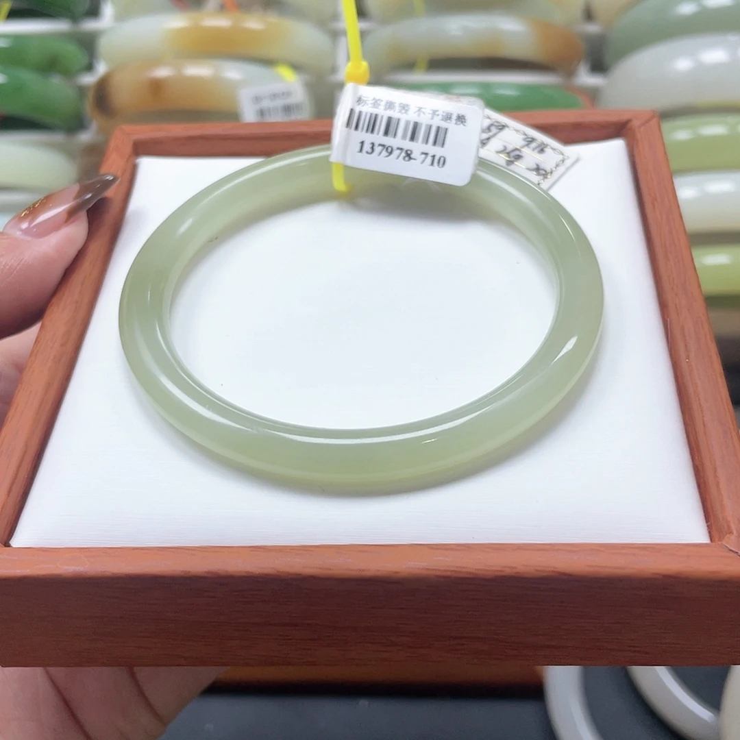 【闪购商品】未镶嵌手镯和田玉（糖玉）17 59