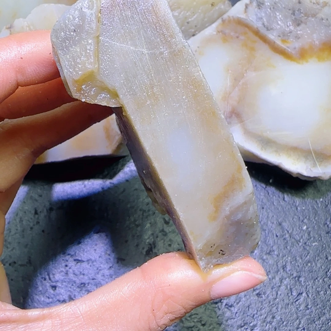 和田玉未镶嵌珠宝半成品