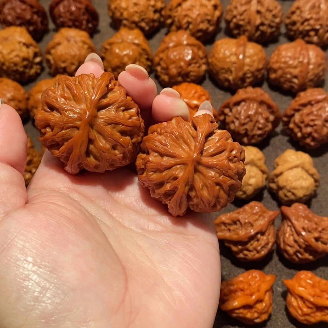 文玩核桃吊坠41苹果园（球圆）