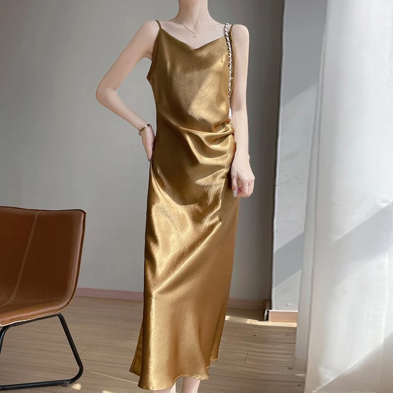 复古拿褶连衣裙中长款吊带无袖长裙缎面显瘦连衣裙裙子夏季修身