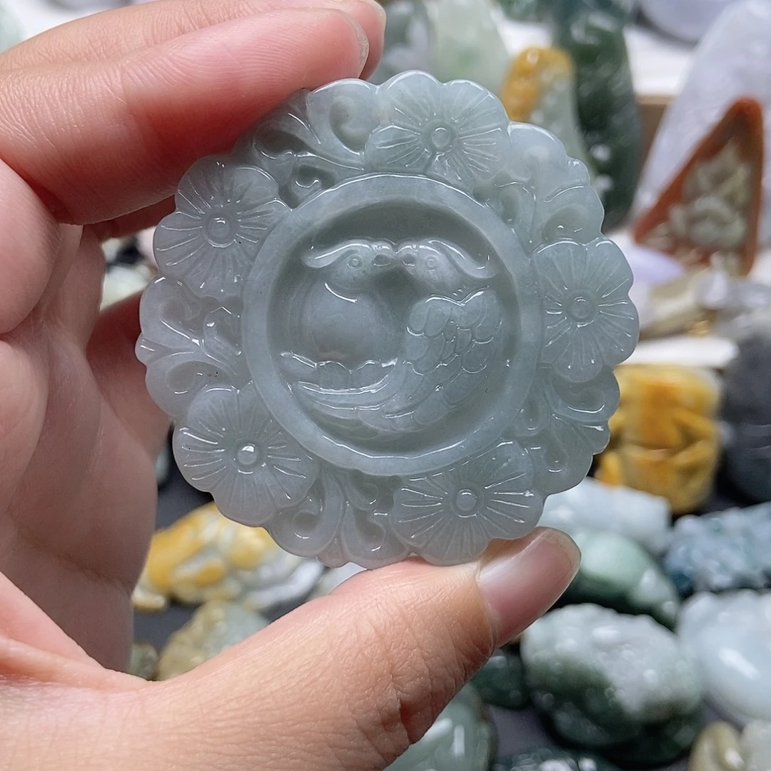 翡翠未镶嵌颈饰翡翠