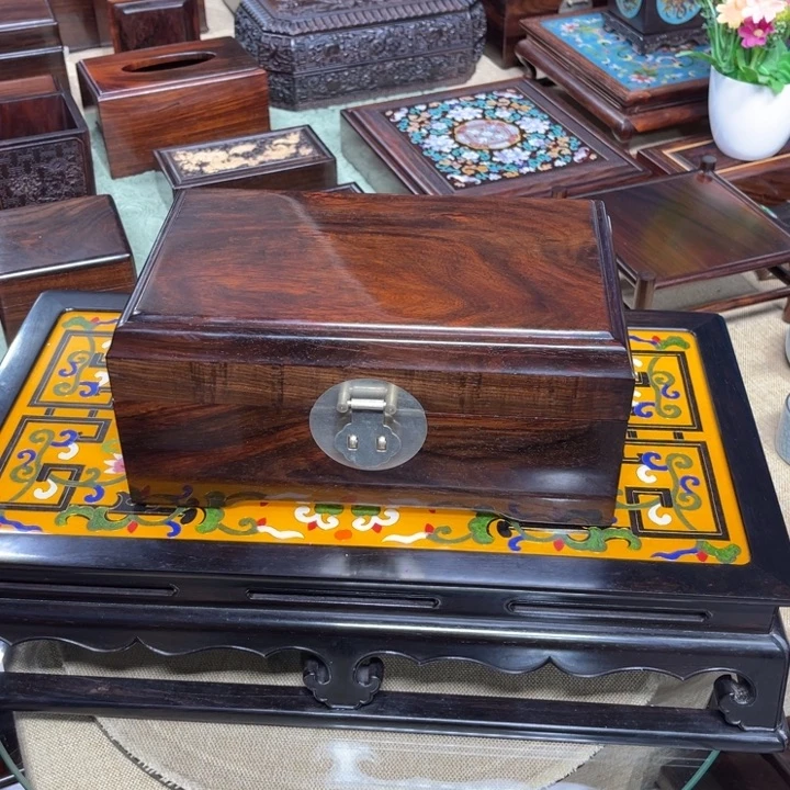 紫檀木类成套家具