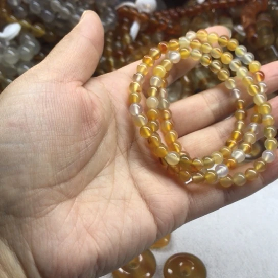 玛瑙/玉髓手链未镶嵌老*兔