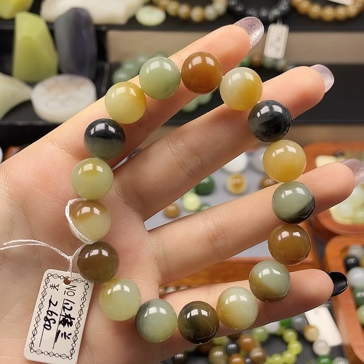 和田玉（糖玉）未镶嵌手链