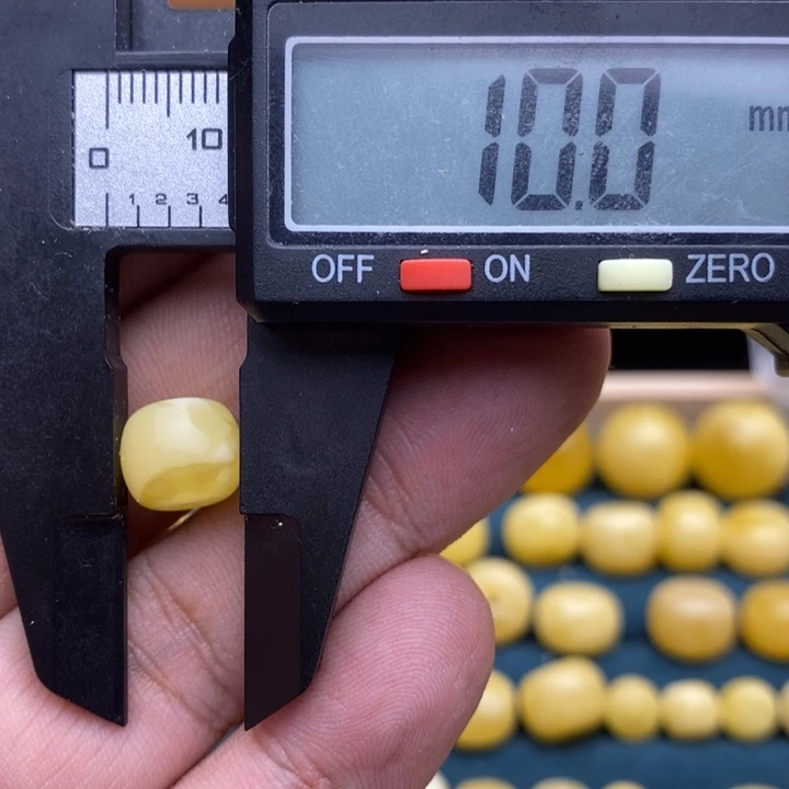 未镶嵌琥珀裸石12号10*8.5